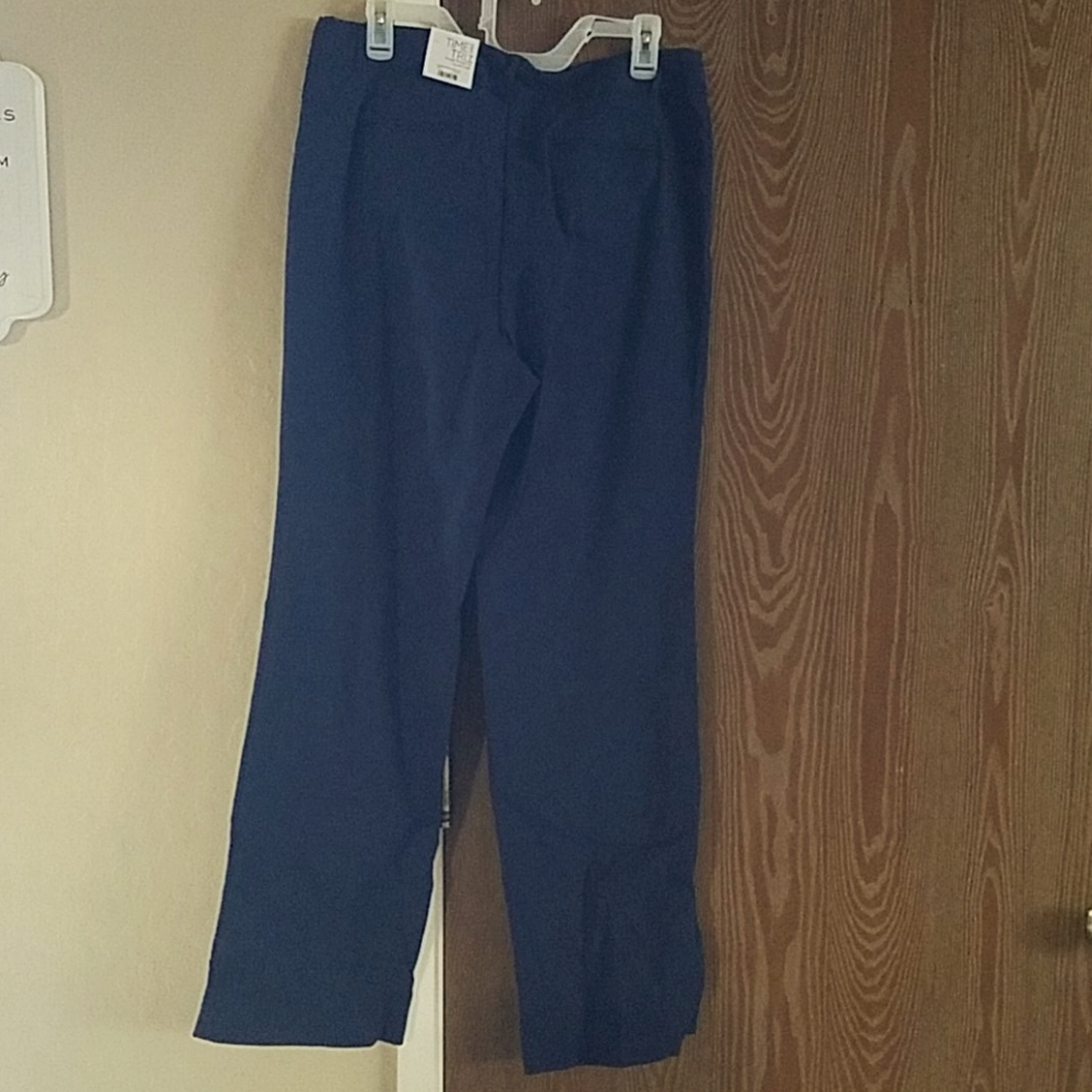 Woman's slacks